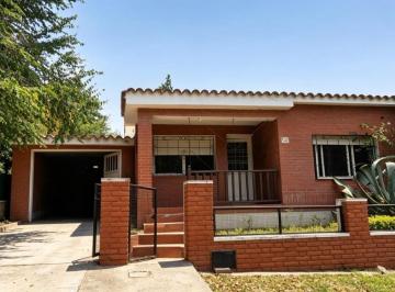 Casa · 3 Ambientes · 1 Cochera · Casa - La Falda
