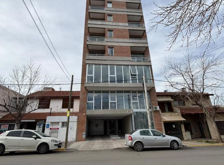 Departamento · 49m² · 2 Ambientes · 1 Cochera