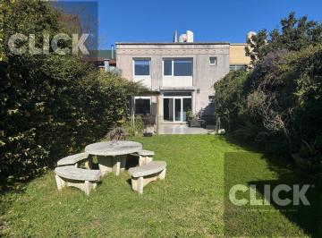Casa · 180m² · 6 Ambientes · 1 Cochera · Venta - Casa 6 Ambiente - Jardín y Parrilla - Vicente Lopez - Olivos