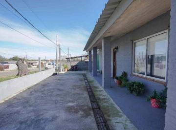 Casa · 177m² · 4 Ambientes · 1 Cochera · Venta Casa 5 Dorm Apto Terreno Empalme Olmos