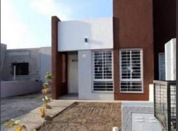 Casa · 180m² · 3 Ambientes · 1 Cochera · Casa - Cordoba Capital