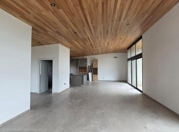 Casa · 340m² · 6 Ambientes · 2 Cocheras · Casa a Estrenar Estancia Q2 3 Dorm.