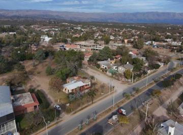 Local comercial · 243m² · Venta Local Dptos Lotes Ruta Ingreso Mina Clavero