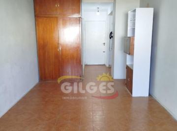 Departamento · 25m² · 1 Ambiente · Alquiler de Departamento Monoambiente Frente a La Estacion de Ramos Mejia