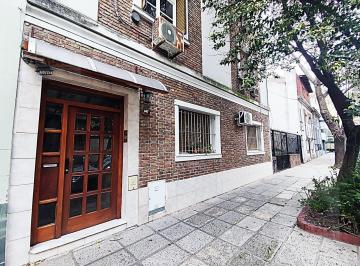 Departamento · 59m² · 3 Ambientes · Departamento 3 Ambientes por Escalera con Bajas Expensas en Caballito