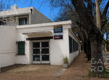 Local comercial · 196m² · 3 Ambientes · Local en Alquiler en Adrogue