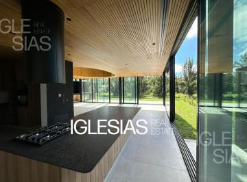 Casa · 300m² · 6 Ambientes · 2 Cocheras · Casa en Venta en Los Castaños, Nordelta