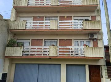 Departamento · 40m² · 1 Dormitorio · 1 Cochera · Zºmogotes; Departamento; 2 Amb - 3º Piso /escalera
