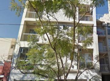 Departamento · 43m² · 2 Ambientes · 1 Cochera · Departamento - Lomas de Zamora