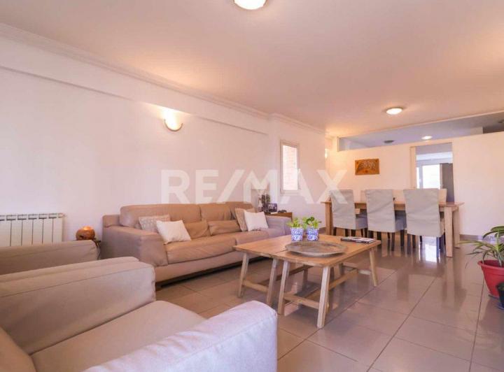 Departamento · 140m² · 4 Ambientes · 1 Cochera