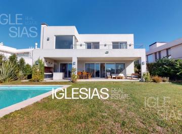 Casa · 270m² · 5 Ambientes · 2 Cocheras · Casa en Venta Al Lago en Los Lagos, Nordelta