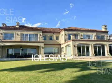 Casa · 2070m² · 6 Ambientes · Casa en Venta y Alquiler, Doble Lote Al Lago, Los Castores, Nordelta
