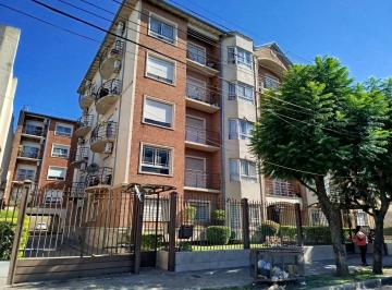 Departamento · 40m² · 2 Ambientes · 1 Cochera · Alquiler de Departamento 2 Ambientes con Cochera en Ramos Mejia