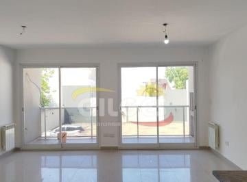 Departamento · 44m² · 1 Ambiente · Alquiler de Departamento 1 Ambiente en Ramos Mejia con Balcón Contra Frente Excelente Estado