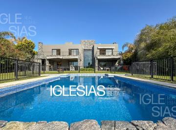 Casa · 375m² · 7 Ambientes · 2 Cocheras · Casa en Venta Al Lago en Los Castores, Nordelta