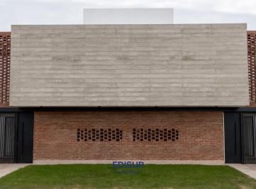 Casa · 137m² · 6 Ambientes · Duplex a Estrenar en San Ignacio Village