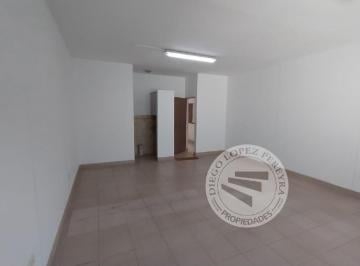Oficina comercial · 30m² · 1 Ambiente · Oficina Amplia y Luminosa Al Contrafrente