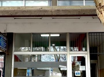 INGRESO + VIDRIERA · Oficina en Alquiler Merlo Centro - Dueño Directo