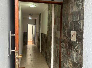 Departamento de 5 ambientes, Córdoba · 2 Dorm. Juniors. en Planta. Baja. Expensas Bajas!