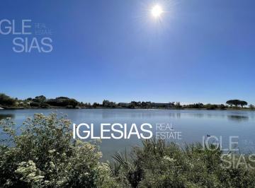 Terreno · 4262m² · Terreno en Venta Al Lago Central en La Isla, Nordelta