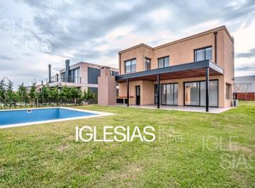 Casa · 149m² · 5 Ambientes · 1 Cochera · Casa en Venta en Araucarias, Puertos del Lago