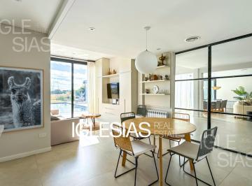 Casa · 376m² · 8 Ambientes · 3 Cocheras · Casa en Venta Al Golf en El Golf, Nordelta