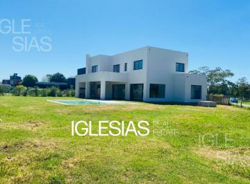 Casa · 268m² · 5 Ambientes · 2 Cocheras · Casa en Venta en San Matías, Escobar