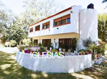 Casa · 207m² · 6 Ambientes · Casa en Venta en Rincón de Maschwitz, Escobar
