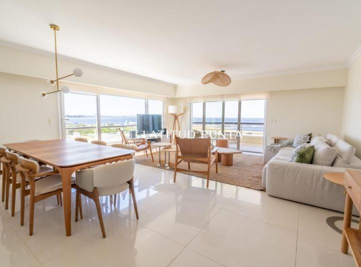 Departamento · 343m² · 5 Ambientes · 1 Cochera