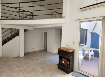 Departamento · 60m² · 2 Ambientes · PH de 2 Ambientes Tipo Loft en Villa Urquiza, Duplex con Patio.