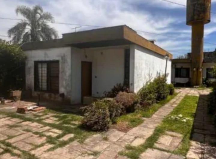 Casa · 58m² · 2 Ambientes · 1 Cochera
