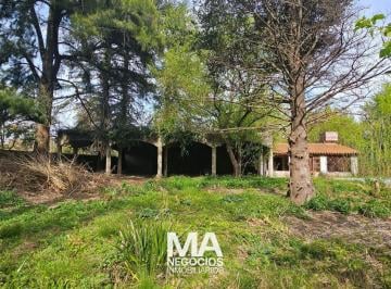 Terreno · 300m² · Terreno Lote en Venta en Robles del Monarca, Pilar, G. B. a. Zona Norte