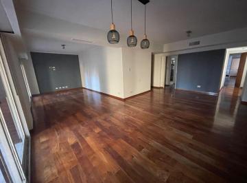 Departamento de 4 ambientes, Caballito · Piso de Cuatro Ambientes con Dependencia Lavadero y Cochera