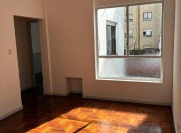 Departamento · 43m² · 2 Ambientes · Departamento en Alquiler Moldes 2460 2 Piso Belgrano Muy Luminoso