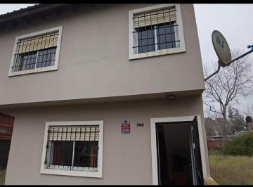 Departamento · 61m² · 3 Ambientes · 1 Cochera · Departamento Duplex Venta 3amb Las Toninas