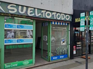 Local comercial · 50m² · Local Comercial en Alquiler Sobre Vélez Sarsfield - 4 Cuadras Estación de Munro