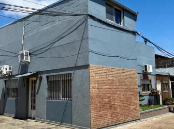 Departamento · 92m² · 3 Ambientes · 1 Cochera · Dúplex en Venta - 2 Dormitoios 2 Baños - Cochera - 122 m² - Ramos Mejía