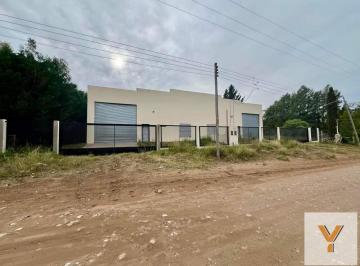 Depósito · 748m² · 2 Ambientes · Depósito en Venta - 1 Ambiente - 2 Toilettes - Bahía Blanca