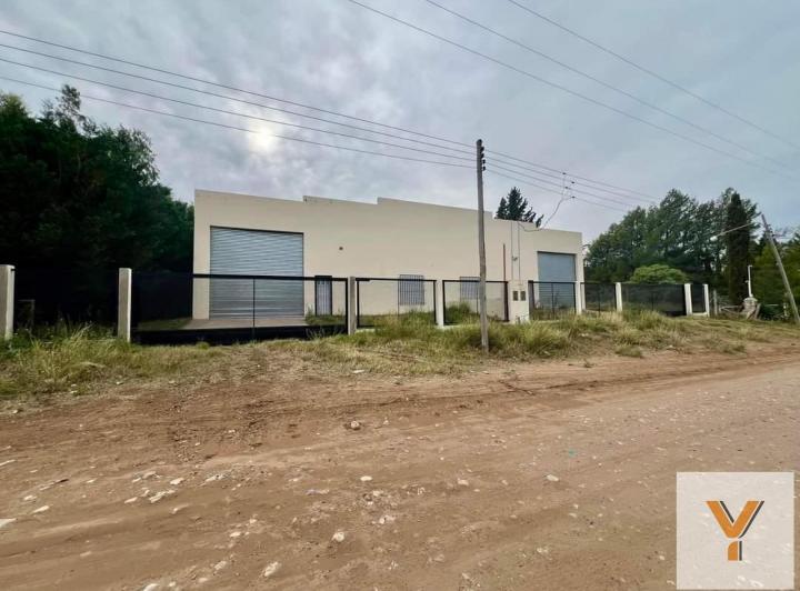 Depósito · 748m² · 2 Ambientes