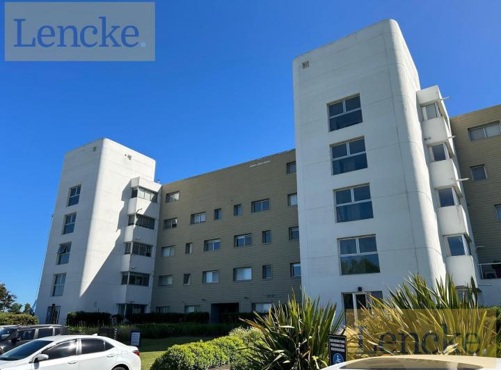 Departamento · 220m² · 4 Ambientes · 1 Cochera