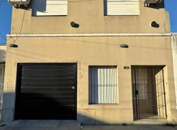 Casa · 180m² · 4 Ambientes · Casa en Venta - 3 Dorm. 2 Baños - San Pedro