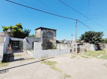 Casa · 120m² · 3 Ambientes · 1 Cochera · Casa en Venta 2 Dorm - Patio - Empalme Graneros