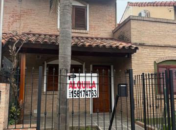 Casa de 5 ambientes, Córdoba · Casa Alquiler Complejo Pileta y Sum 3dor + Altillo Escritorio