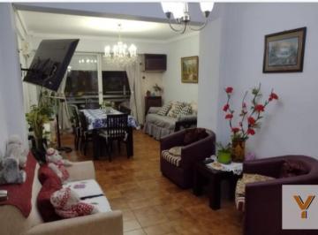 Departamento · 80m² · 3 Ambientes · Departamento en Venta - 2 Dorm. 1 Baño - 85 m² - Lanús
