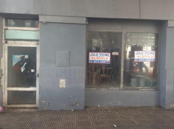 Local comercial , Almagro · Local Muy Amplio 255 m² Cubiertos