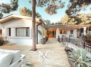 Casa · 228m² · 6 Ambientes · 1 Cochera · Casa en Venta en Costa Esmeralda Californiana Gas Natural