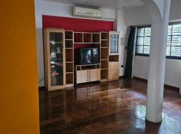 PH · 150m² · 4 Ambientes · PH en Venta - 3 Dorm. 3 Baños - Recoleta