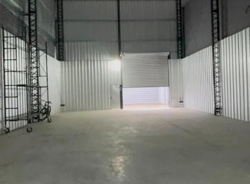 Bodega-Galpón · 200m² · 1 Ambiente · 10 Cocheras · Alquiler Galpón 350 Mt Lote 200 m² Cub 11 Mt Altura San Fernando