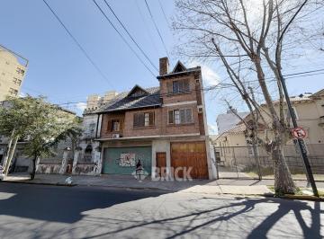 PH · 330m² · 8 Ambientes · 1 Cochera · (En Block) 2 PH Sin Expensas en Sarmiento Al 1700 - 330 m² Totales