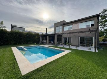DMS-DMS-4255_2 · Casa Moderna Altos del Sol Udaondo Leloir Barrio Privado Financia